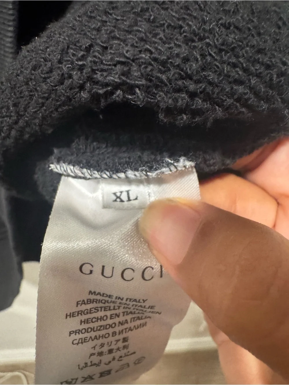 Authentic Gucci Crewneck Distressed Logo Black Sweatshirt Size XL